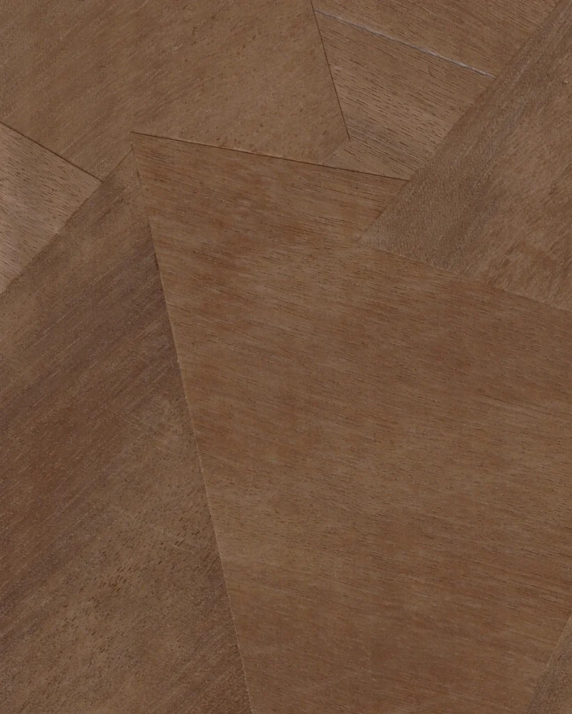 WOOD VENEER & MARQUETERIE G06